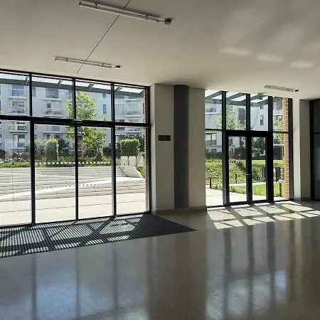 110 Sqm - 2 Floor Loft & Garden, Free Parking Apartament Praga